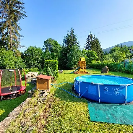 Chalupa 2 別荘 チェルニー・ドゥール